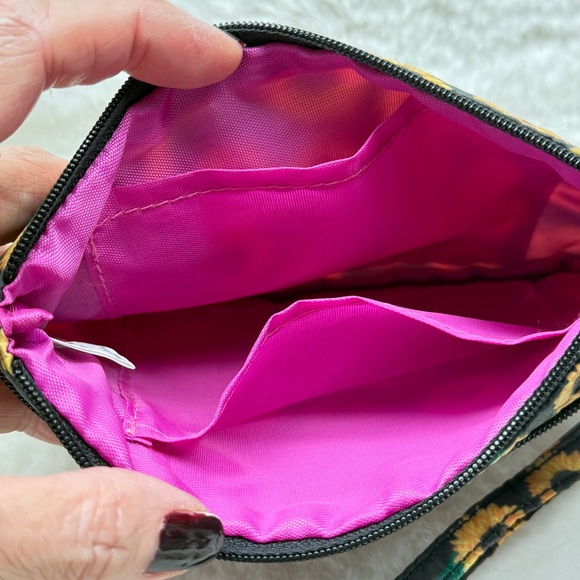 Simply Southern Sunflower Print Women's Clutch - Picture 3 of 6